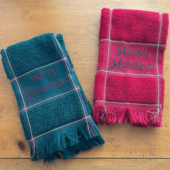 Ten Small Christmas Fingertip Towels - Picture 5 of 12